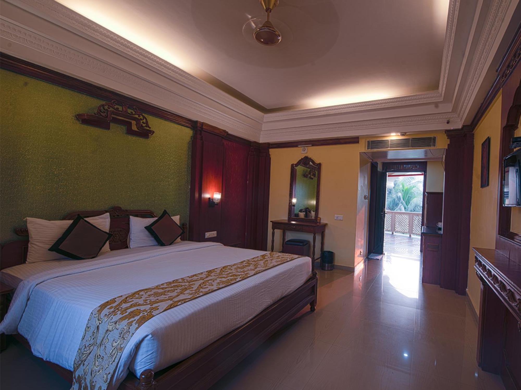 Nrs Royal Palace Puri Exterior photo